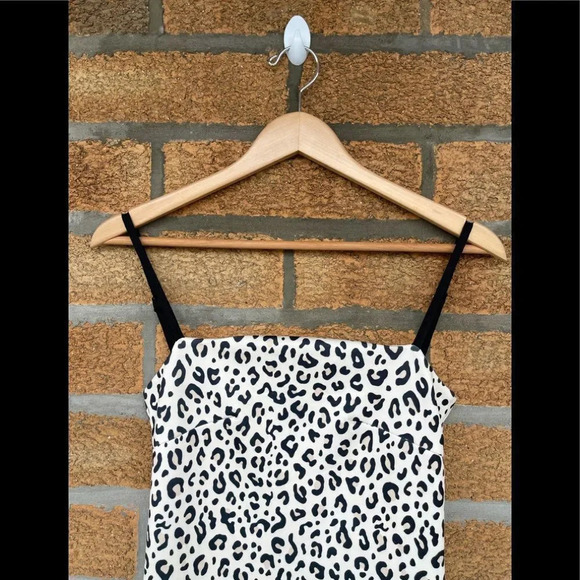 By Egreis Cheetah Bodycon Hazel Dress small - Picture 4 of 10